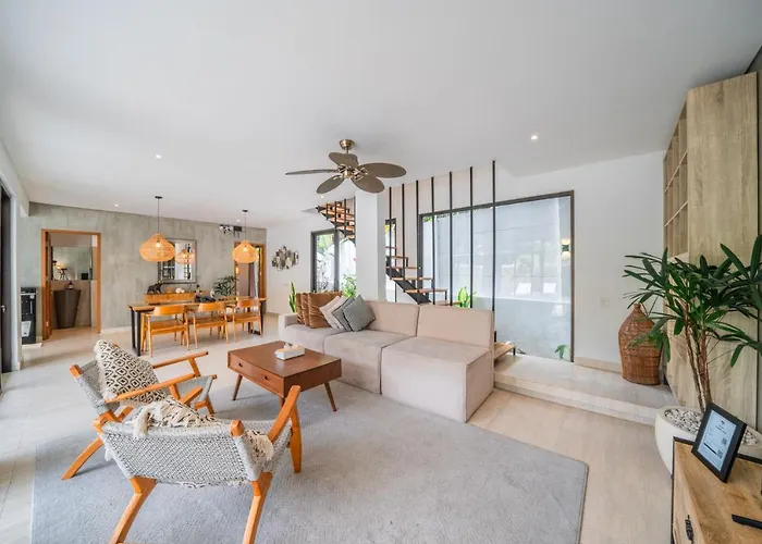 Вилла Anna - Stylish 3br Brand New In Чангу