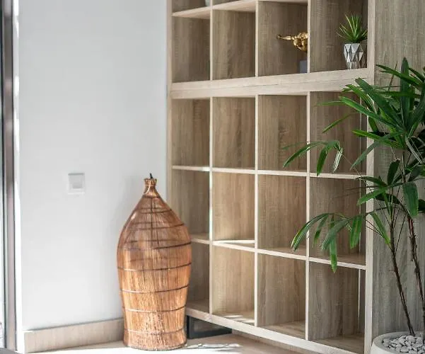 Anna - Stylish 3br Brand New In Вилла