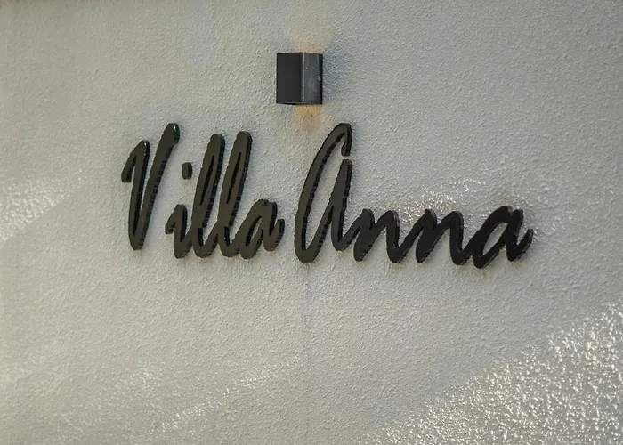 Anna - Stylish 3br Brand New In